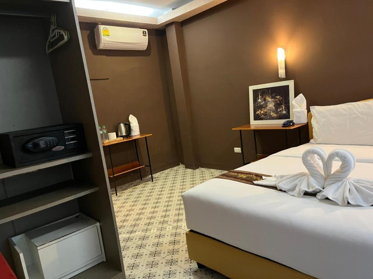 Cozy Rooms Asoke Bangkok Extérieur photo