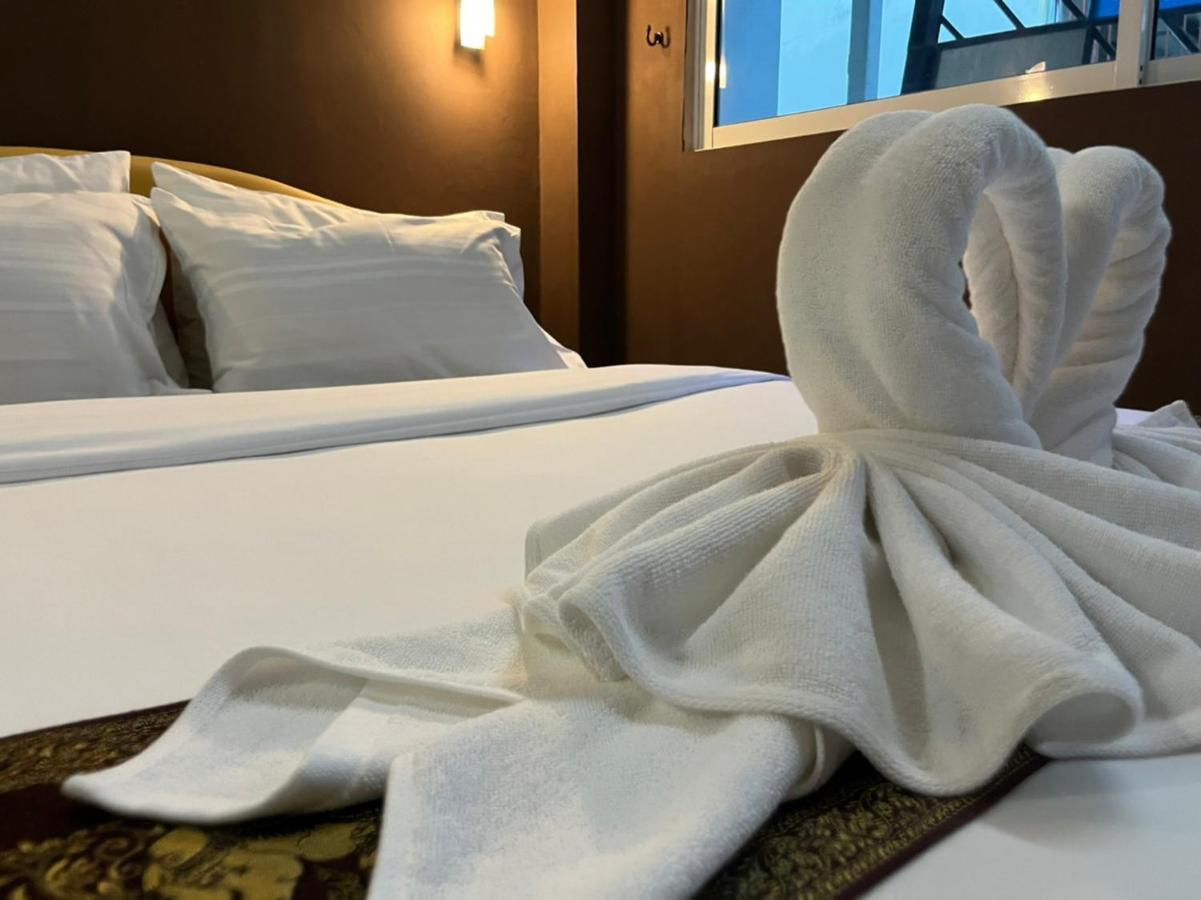 Cozy Rooms Asoke Bangkok Extérieur photo