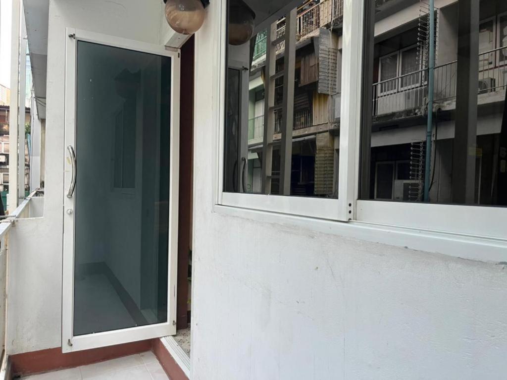 Cozy Rooms Asoke Bangkok Extérieur photo