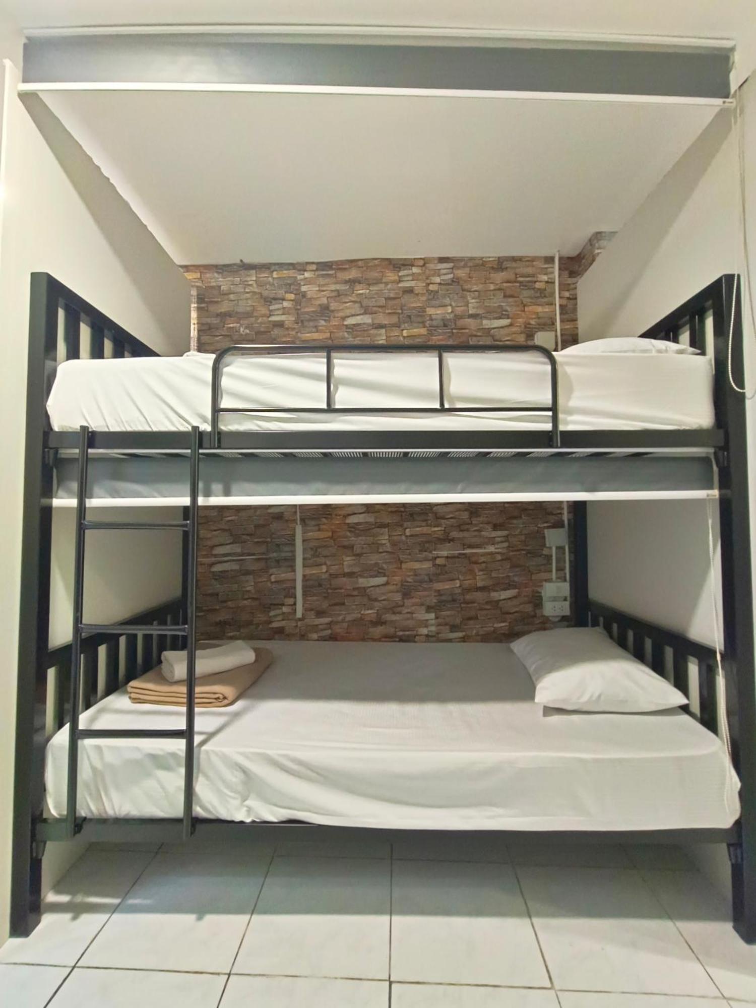 Cozy Rooms Asoke Bangkok Extérieur photo